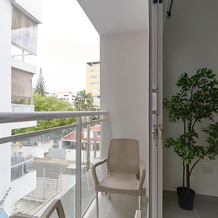Dom. Rep. Exclusive 2 Bed Apt. Evaristo Morales Санто-Доминго Экстерьер фото