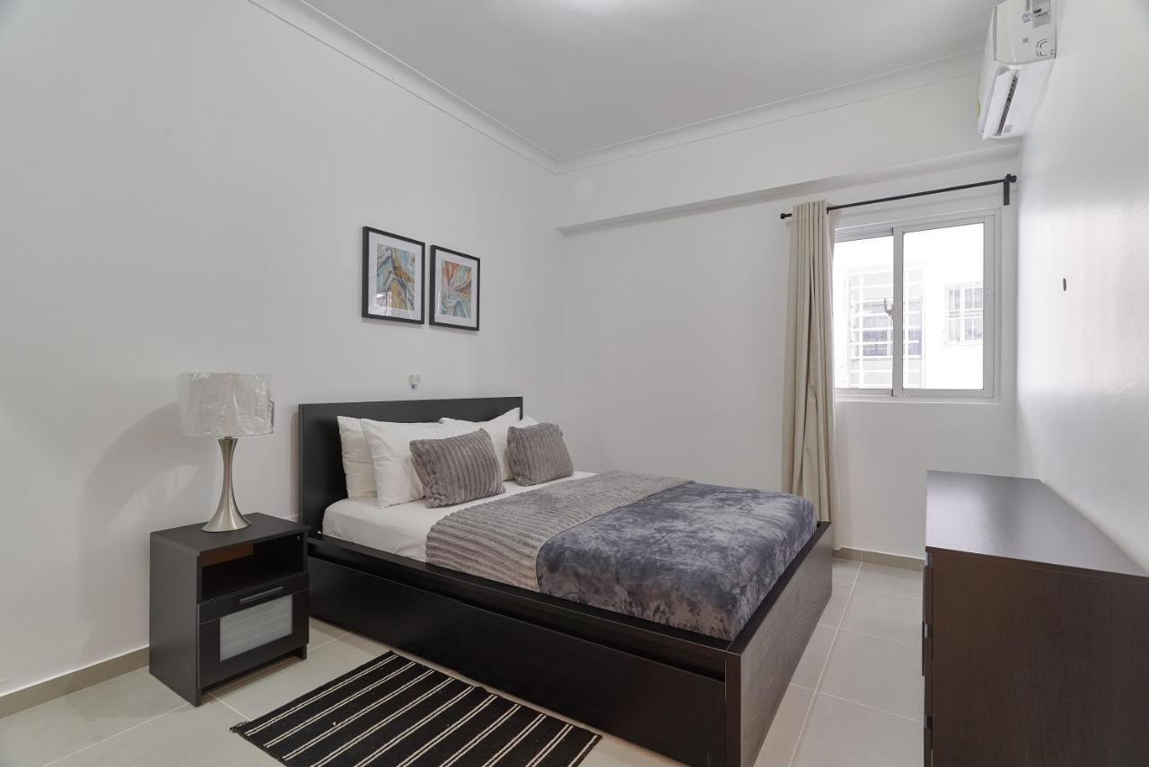 Dom. Rep. Exclusive 2 Bed Apt. Evaristo Morales Санто-Доминго Экстерьер фото